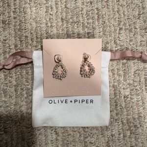 NWT Olive & Piper Mini Avery Earrings